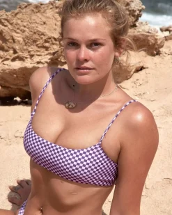Women OOSC Bikinis><noscript><img width=
