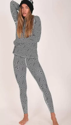 Women OOSC Baselayers>Fall Line Black & White Womens Baselayer Legging
