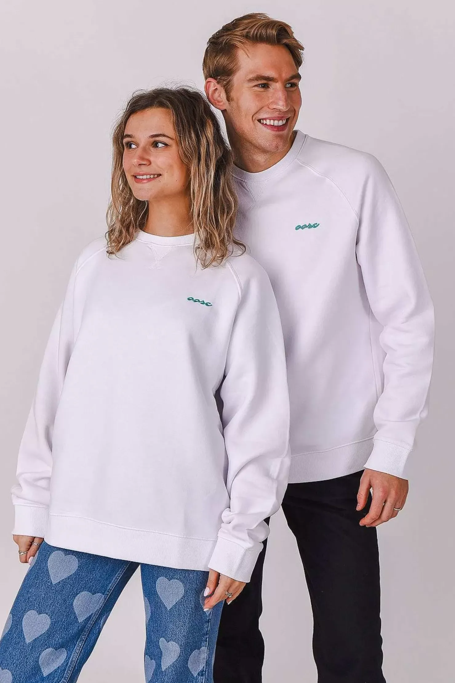 Women OOSC Sweats>Penfold Sweatshirt - White