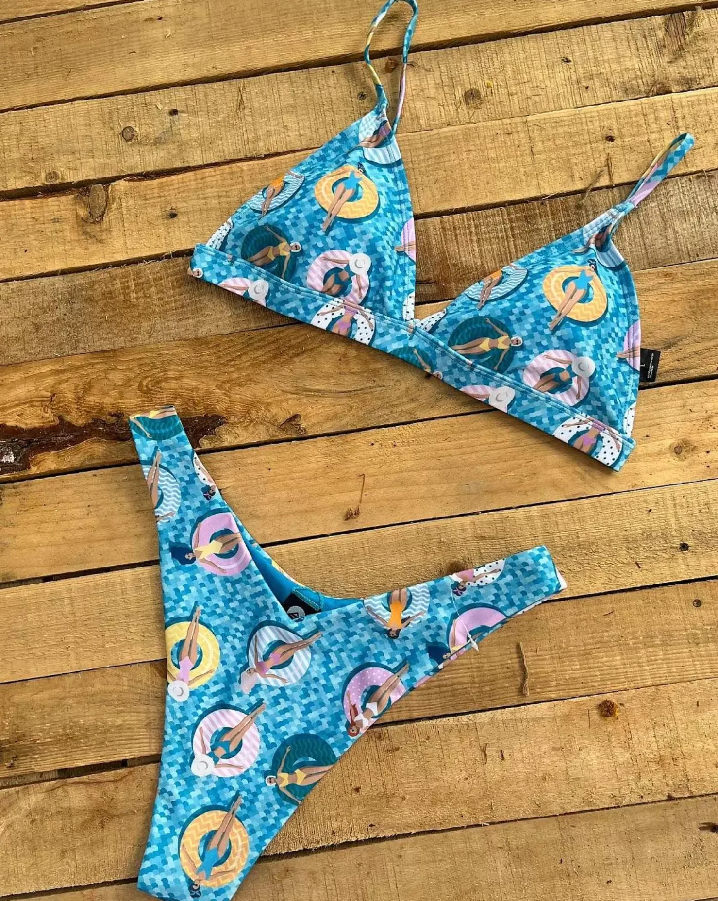 Women OOSC Bikinis>Poolside V-Cut Bikini Bottoms