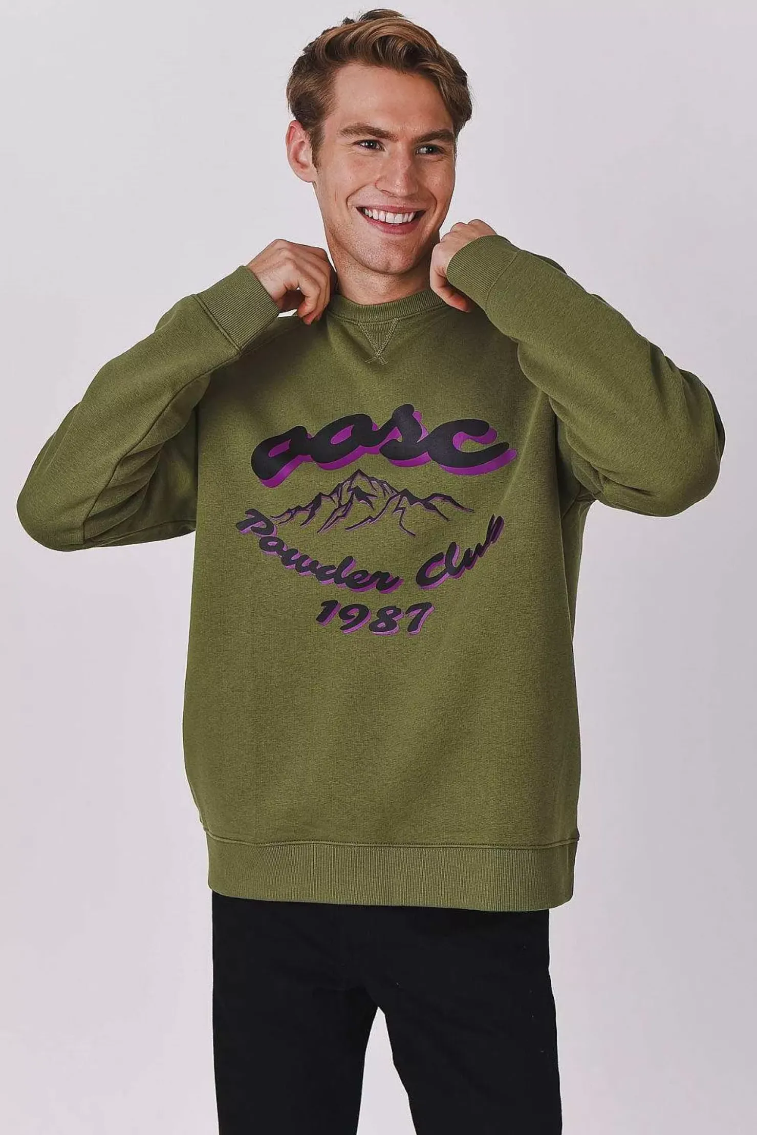 Men OOSC Sweats>Powder Club Sweatshirt