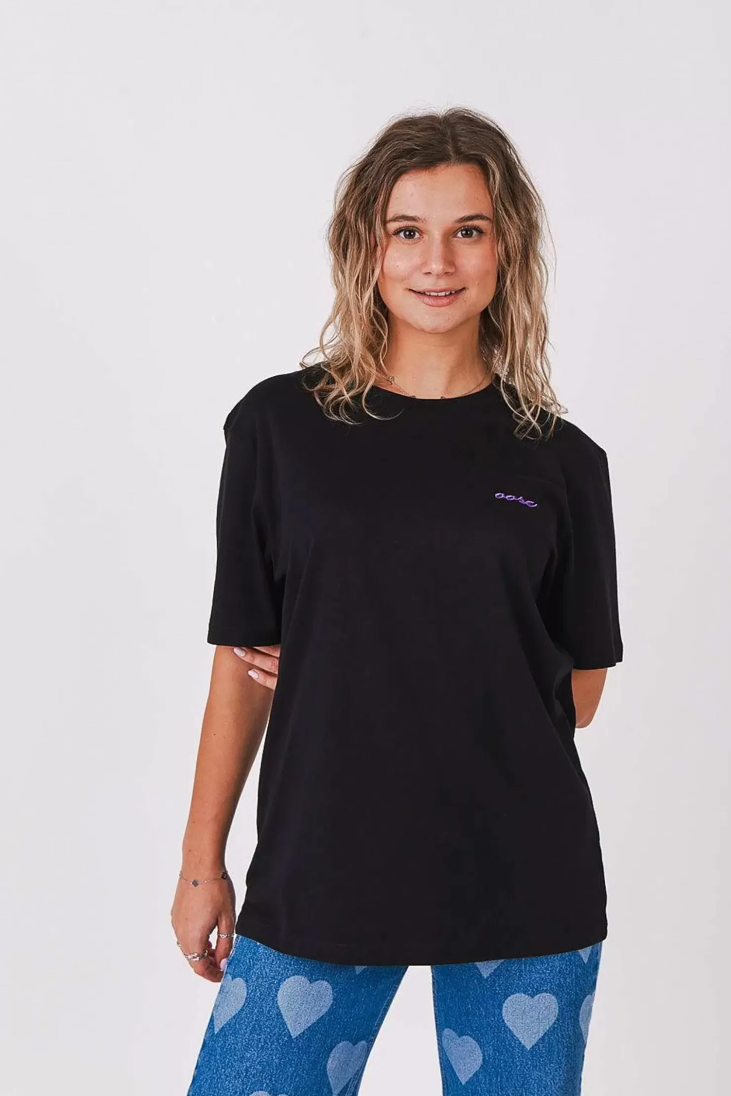 Women OOSC Tees>Powder Club T-Shirt - Black