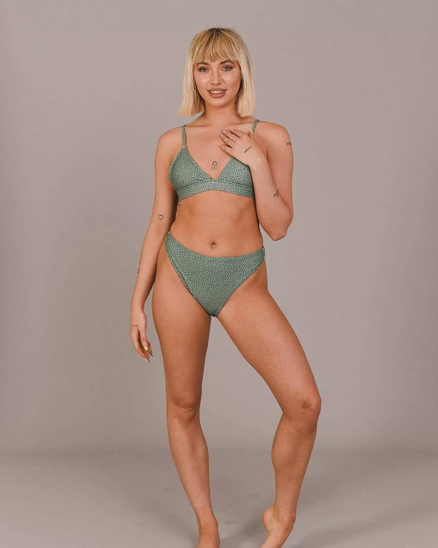 Women OOSC Bikinis>Sahara Sage Mile High Bikini Bottoms