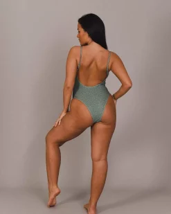 Women OOSC Swimsuits><noscript><img width=