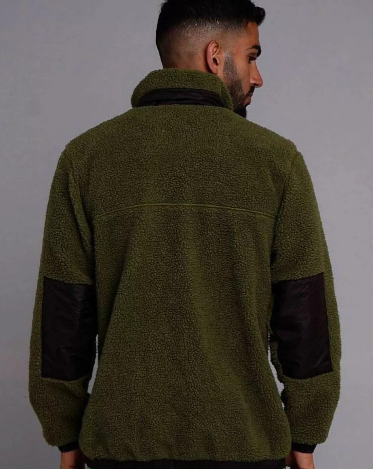Men OOSC Fleeces>Sherpa Fleece Jacket - Khaki / Black - Men'S